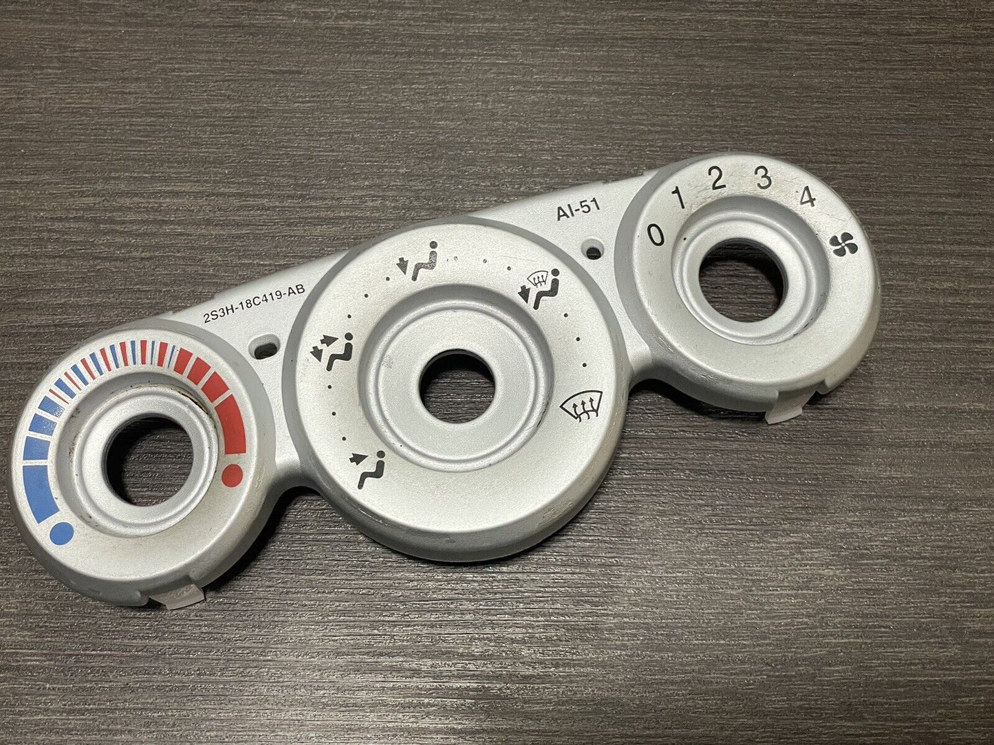 2002-2004 SVT Ford Focus SILVER HVAC Trim bezel