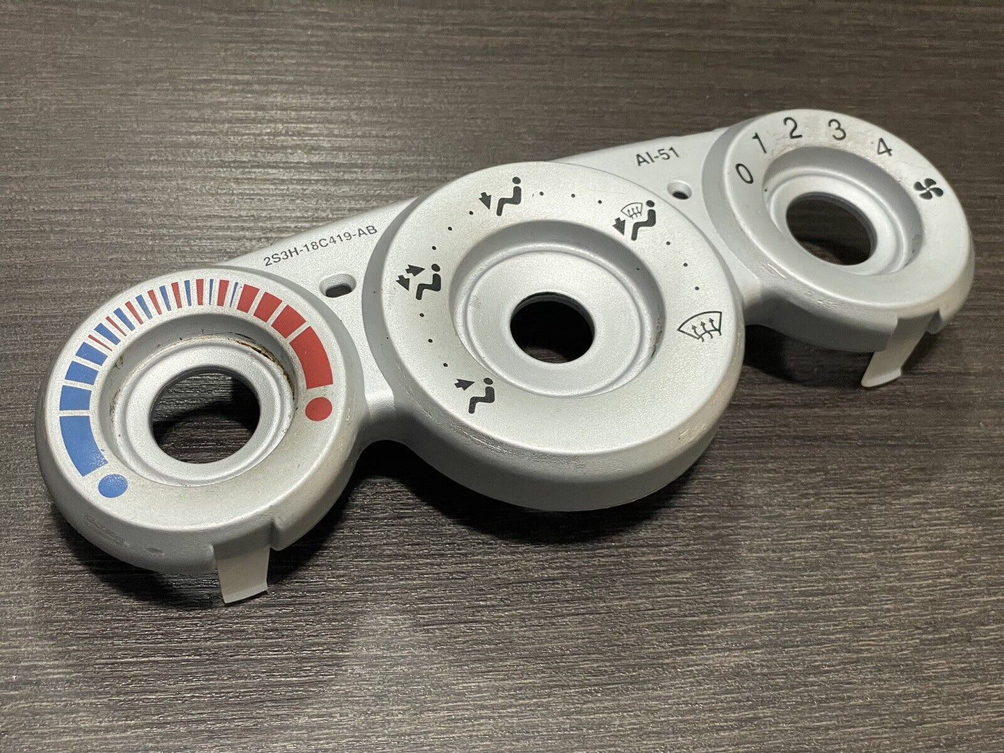 2002-2004 SVT Ford Focus SILVER HVAC Trim bezel