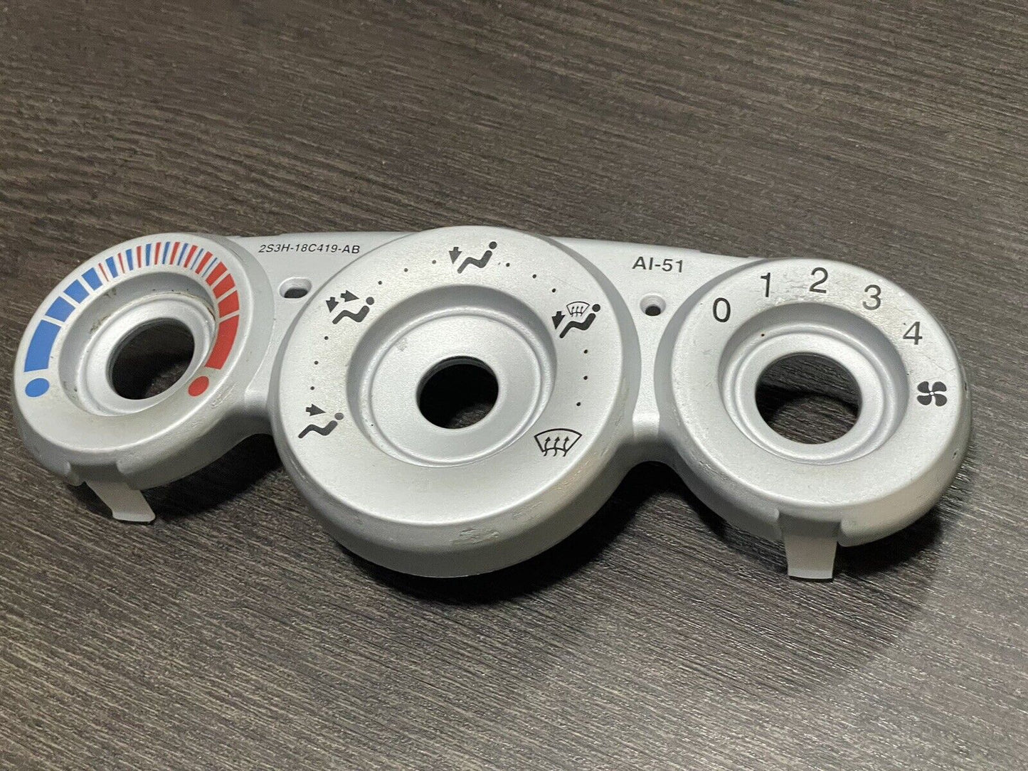 2002-2004 SVT Ford Focus SILVER HVAC Trim bezel