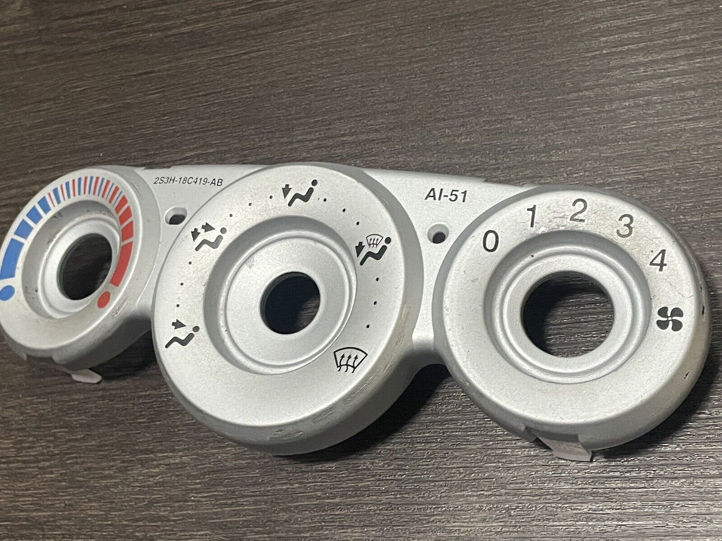 2002-2004 SVT Ford Focus SILVER HVAC Trim bezel